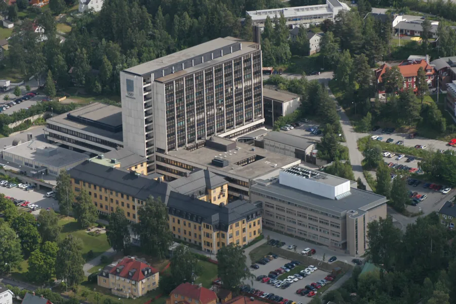 En høy vinkel av en by