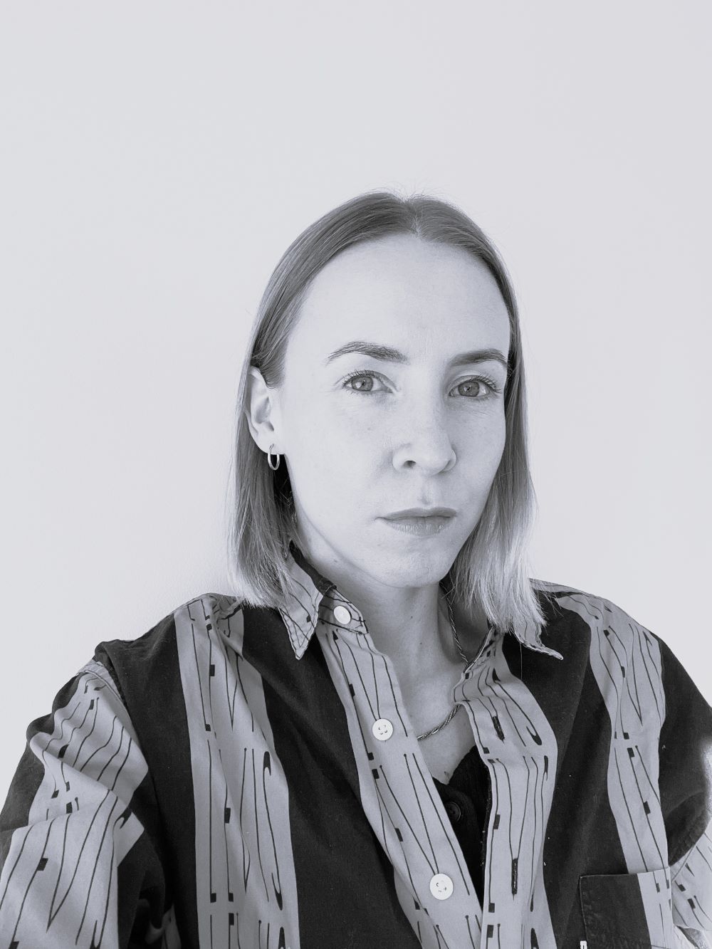 Linda Nesse, portrett.