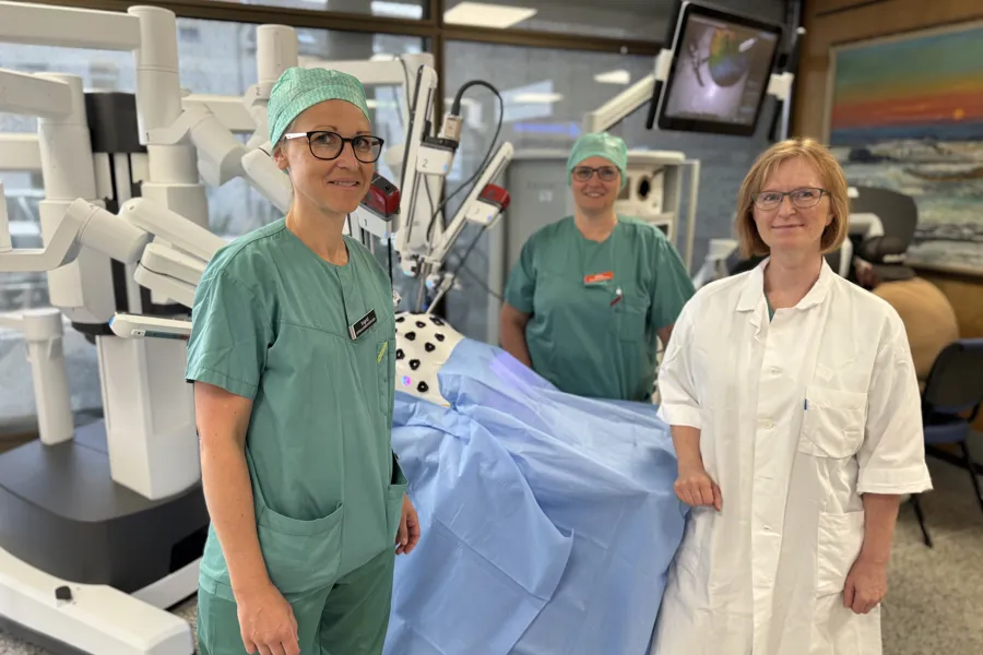Operasjonssykepleierne Ingrid Hørsand Nordengen, Hilde Kjønhaug og Jeanette Wangerud