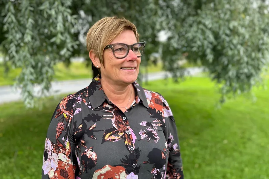 Mona Elin Steen, portrett