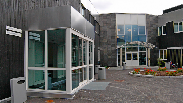 Lokalmedisinsk senter Otta, inngang