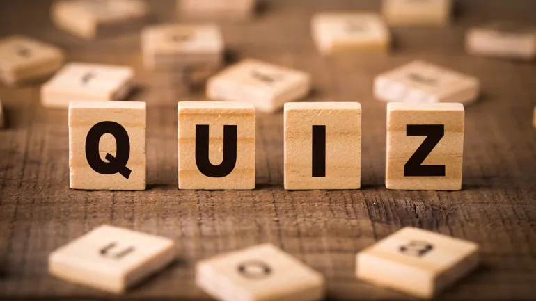 Quiz skrevet med bokstavbrikker