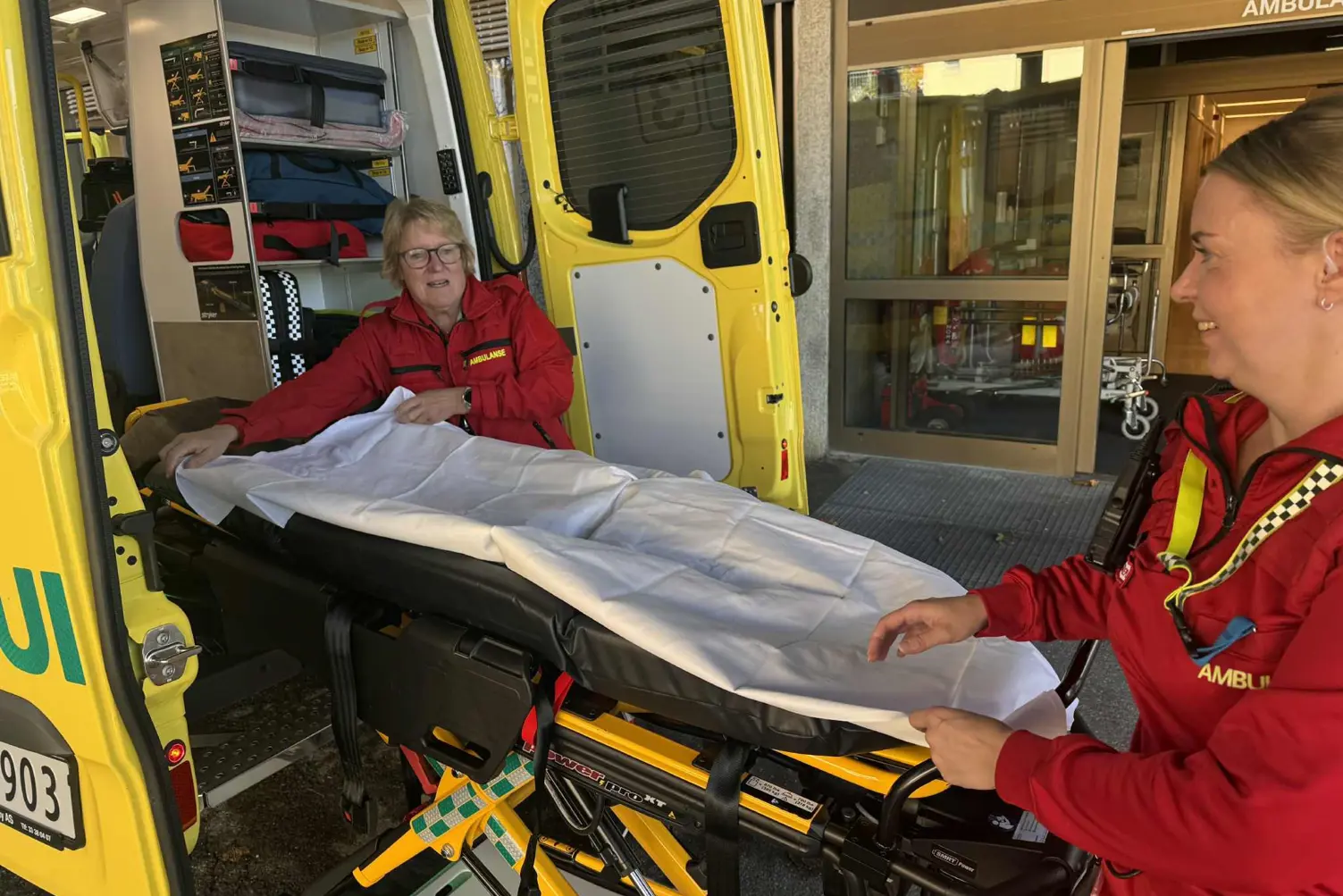 Ambulanse utenfor akuttmottak